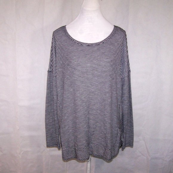 a.n.a A New Approach Shirt Top XL Stretch Black White Stripe Drop Shoulder Flowy - Picture 1 of 9
